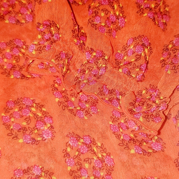 XL RUFFLE COLLAR SHEER FLORAL BLOUSE - Picture 3 of 7